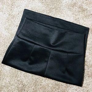 Silhouette Pencil skirt